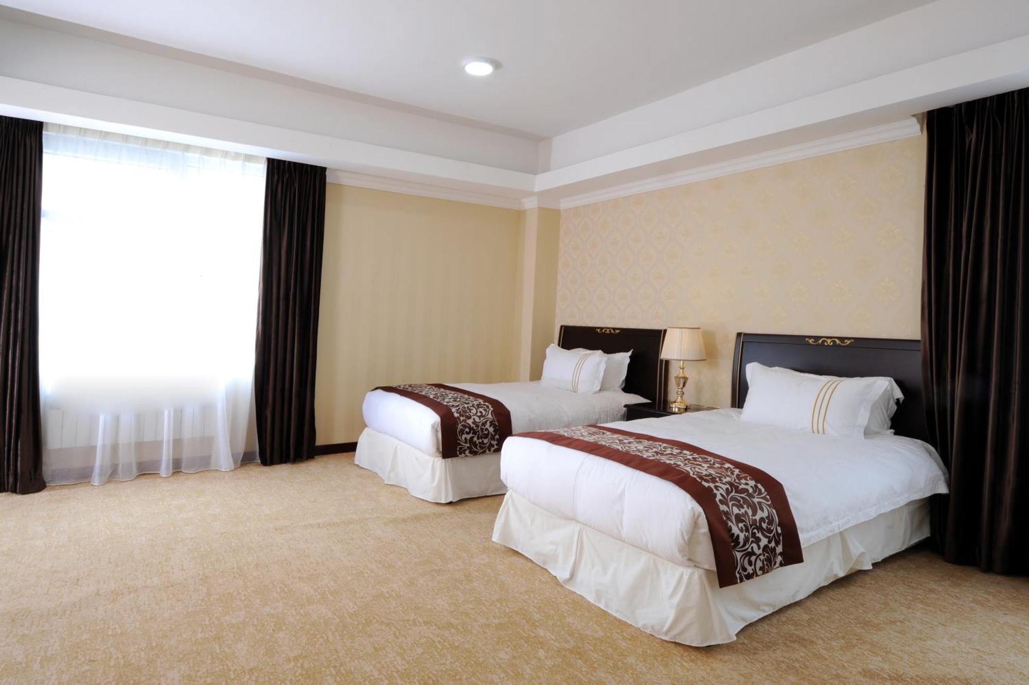 Alpha Hotel Улан-Батор Экстерьер фото