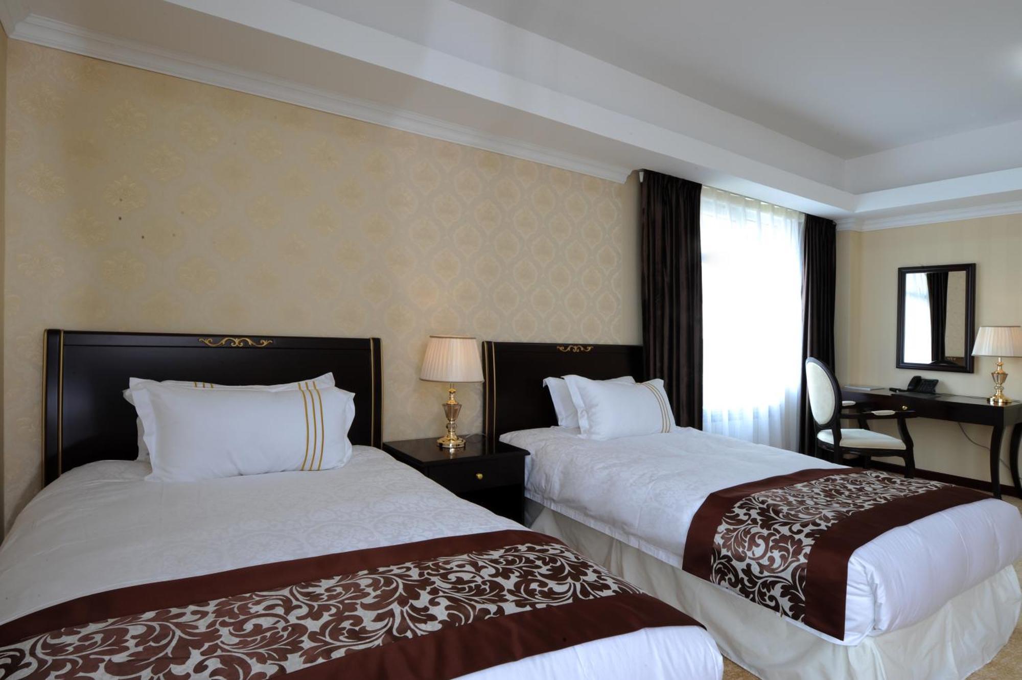 Alpha Hotel Улан-Батор Экстерьер фото