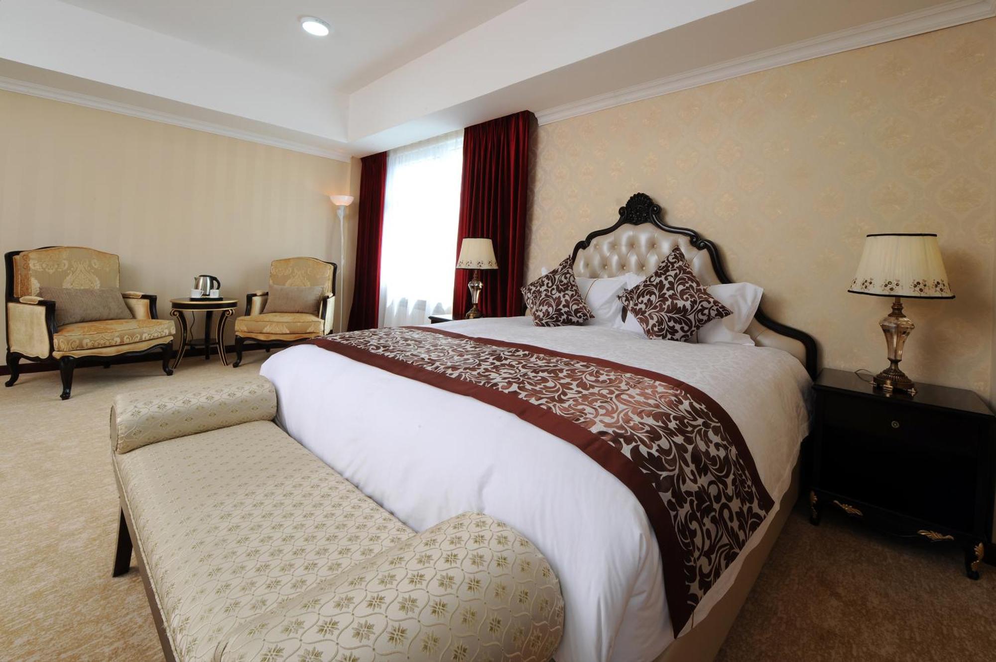 Alpha Hotel Улан-Батор Экстерьер фото