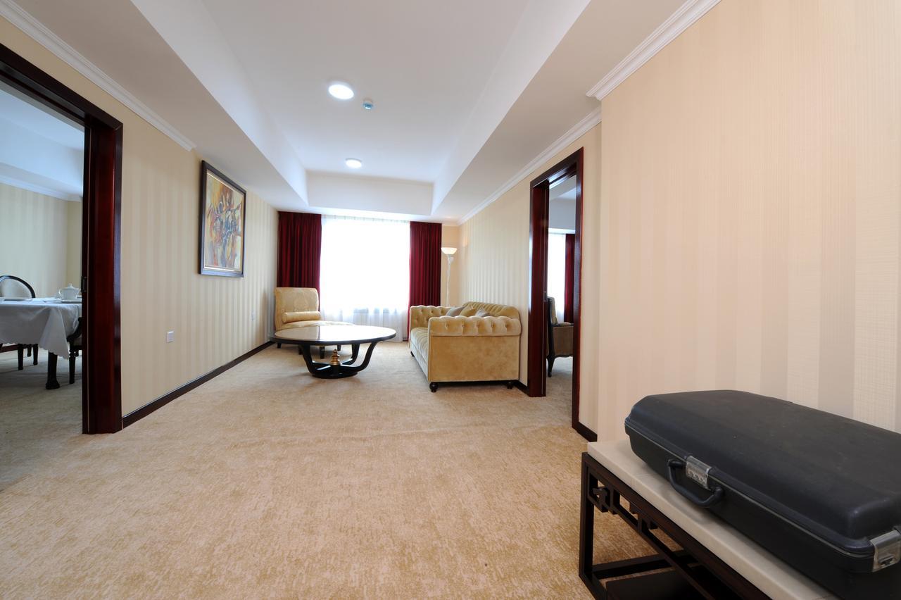Alpha Hotel Улан-Батор Экстерьер фото